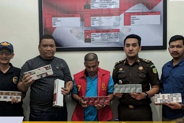 Bea Cukai Meulaboh Limpahkan Perkara Tindak Pidana Bidang Cukai ke Kejaksaan Negeri Aceh Selatan
