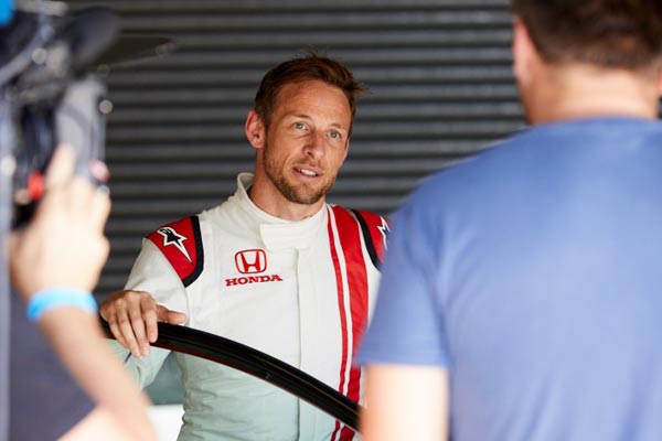  Pebalap Legendaris F1 Jenson Button Puji Honda Civic Tipe R