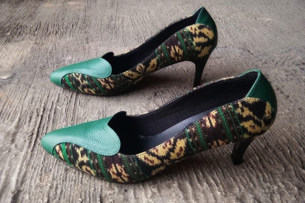  Namora Etnik, Andalkan Reseller Pasarkan Produk Sepatu 