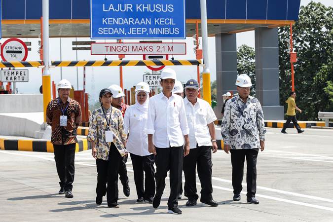  Presiden Jokowi Resmikan Jalan Tol Pandaan - Malang