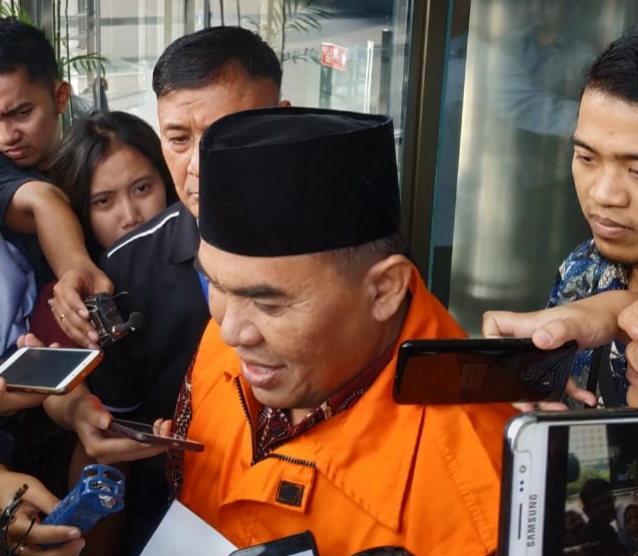  Usai Diperiksa, KPK Resmi Tahan Bupati Jepara