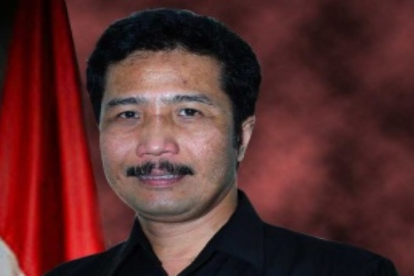  Pengembangan Kasus Korupsi : Ketua DPRD Tulungagung Supriyono Tersangka Suap