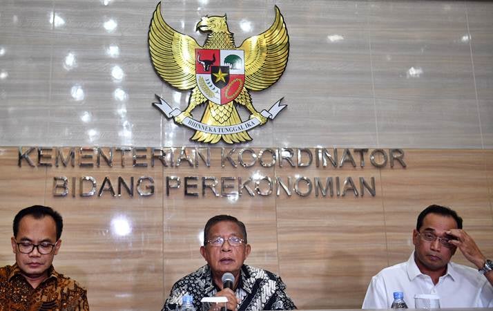  Pemerintah Resmi Turunkan Tarif Batas Atas Tiket Pesawat