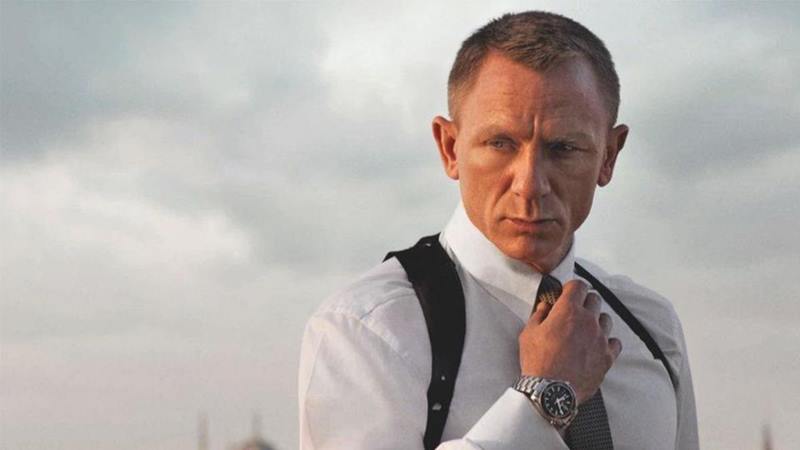  Daniel Craig Cedera, Rilis Film James Bond Teranyar Ditunda