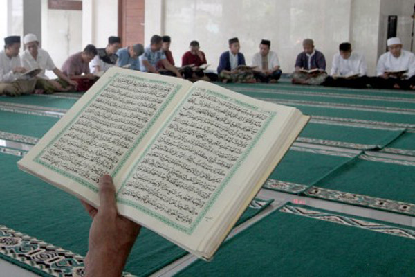  Generasi Muda Kediri Didorong Senang Kunjungi Masjid