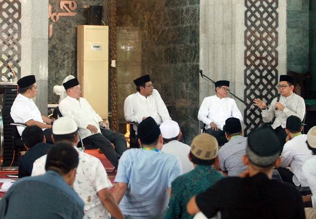  Dialog Sistem Keuangan Berbasis Syariah