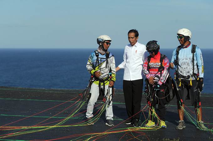  Presiden Jokowi Meninjau Kawasan Sport Tourism di Bali