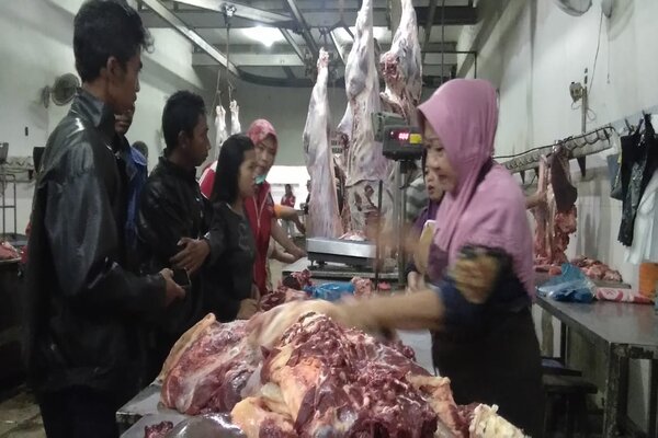  Warga Semarang Perlu 11 Ton Daging Sapi Sehari, Ini Ketersediaannya