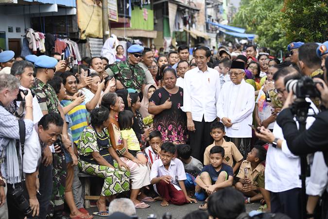  Jokowi Pidato Kemenangan Pilpres 2019 Bersama Warga Kampung Deret