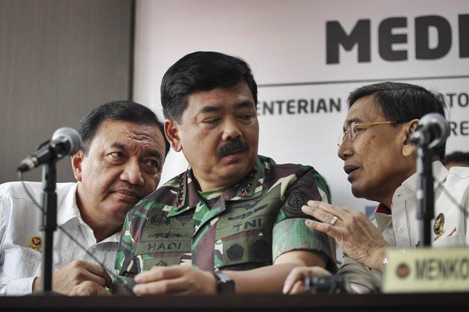  Menkopolhukam Wiranto: TNI dan Polri Kompak Atasi Perusuh