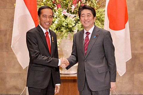  PM Jepang Shinzo Abe Telepon Jokowi, Sampaikan Selamat Terpilih Sebagai Presiden RI