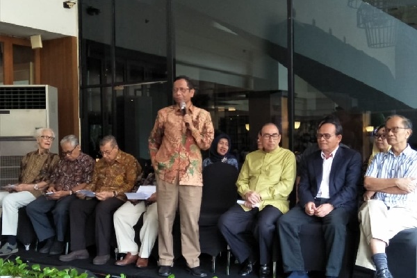  Prabowo dan Jokowi Dianggap sebagai Bapak Penegak Demokrasi