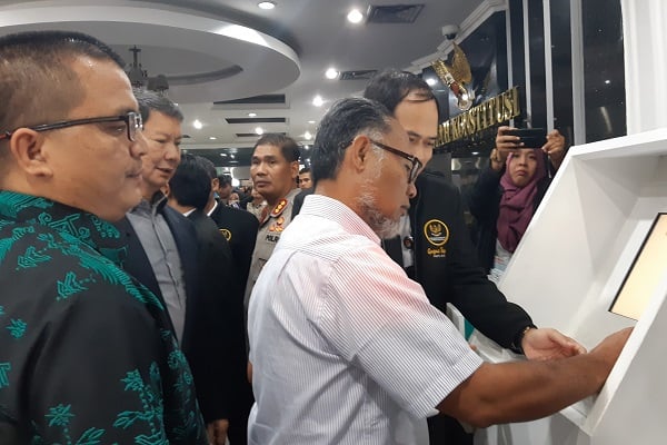  Permohonan Gugatan Prabowo-Sandi, Minta MK Diskualifikasi Jokowi-Ma\'ruf