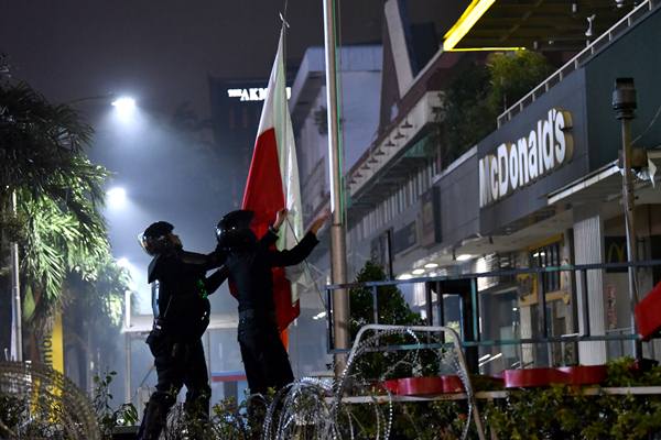  AKSI 22 MEI : Penjualan Listrik Jakarta Raya Turun 30 persen