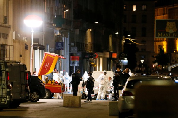  Kepolisian Prancis Tangkap Terduga Pelaku Pengemboman di Lyon