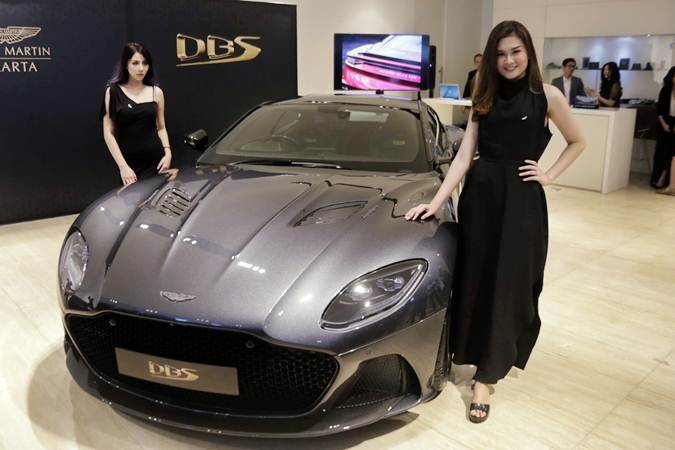  Aston Martin DBS Superleggera Resmi Diluncurkan