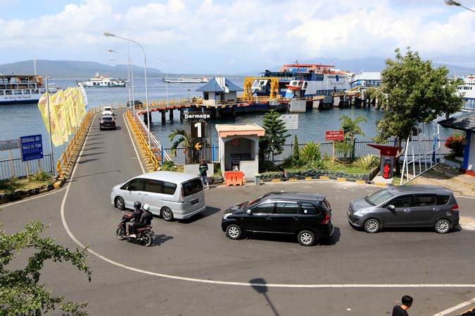  Mudik Lebaran 2019, Pelabuhan Ketapang Ramai Lancar