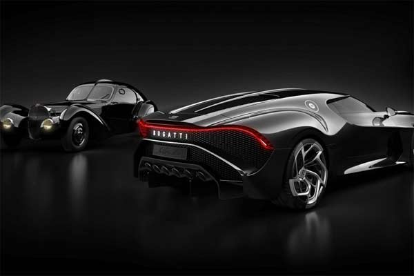  Bugatti La Voiture Noire Dapat Penghargaan Mobil Berdesain Mencolok