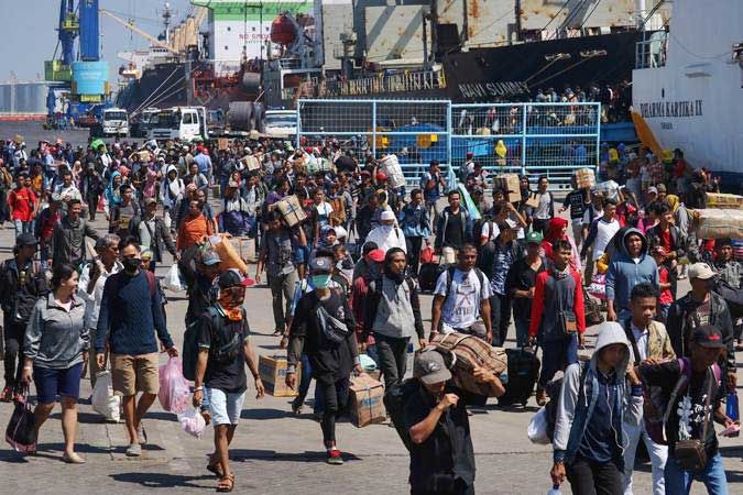  Arus Penumpang Mudik Kapal di Pelindo III Diprediksi Naik 3%