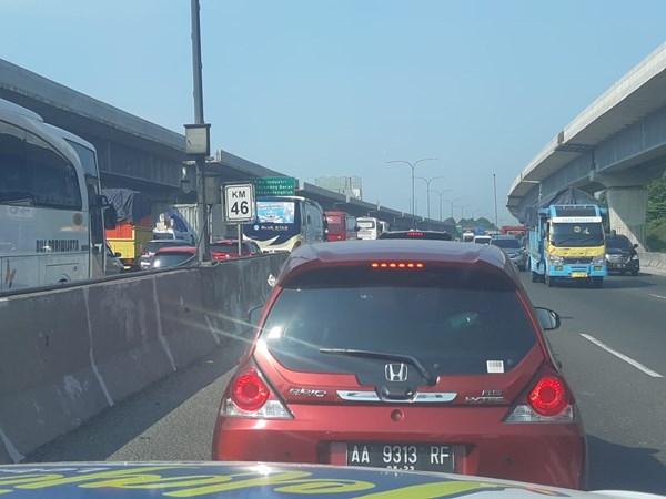  JELAJAH LEBARAN JAWA-BALI 2019: Kepadatan Terurai Mulai KM 45 Tol Jakarta-Cikampek