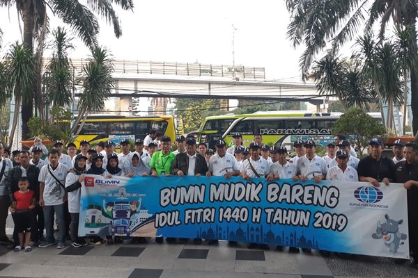  Surveyor Berangkatkan 550 Pemudik dalam BUMN Mudik Bareng 2019