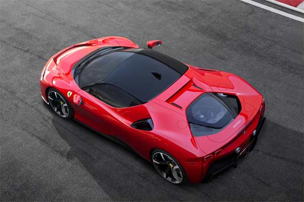  Gunakan Mesin Hibrida, Ferrari Siap Melesat 340 Km per Jam