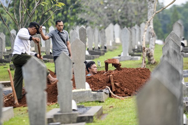  Makam Ani Yudhoyono Dekat Ainun Habibie Berjarak 1 Meter