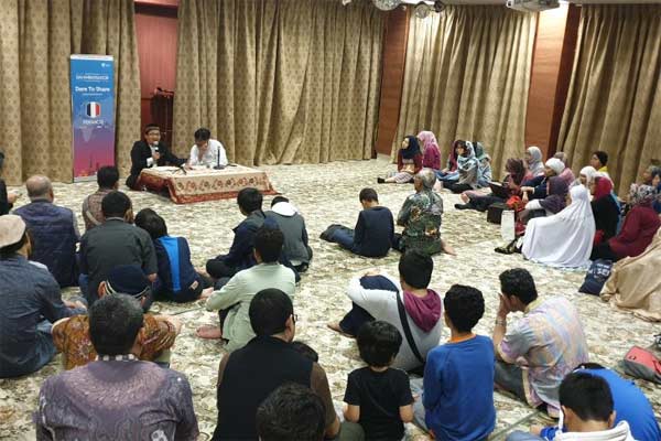  Muslim Indonesia di Paris Gelar Buka Puasa Bersama