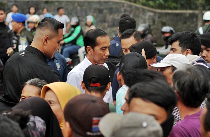  Pembagian Paket Sembako Presiden Jokowi di Bogor