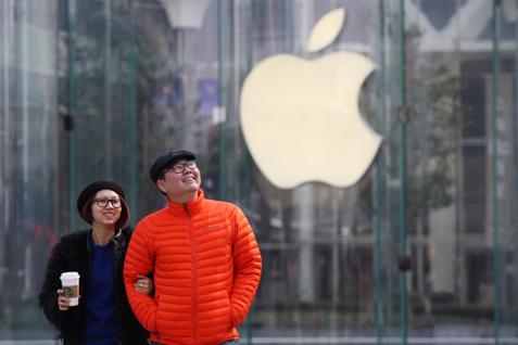  Perang Dagang, Tim Cook Barharap China Tak Membidik Apple