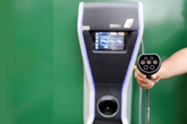 Toyota dan Subaru Berbagi Teknologi Kembangkan Mobil Listrik