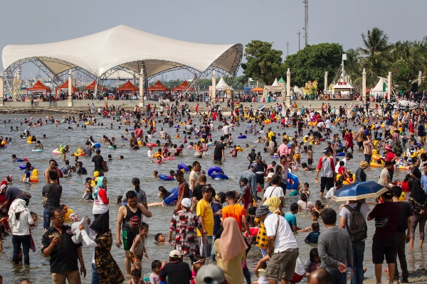  Pengunjung Ancol Tembus 90.000 Orang pada Hari Kedua Lebaran