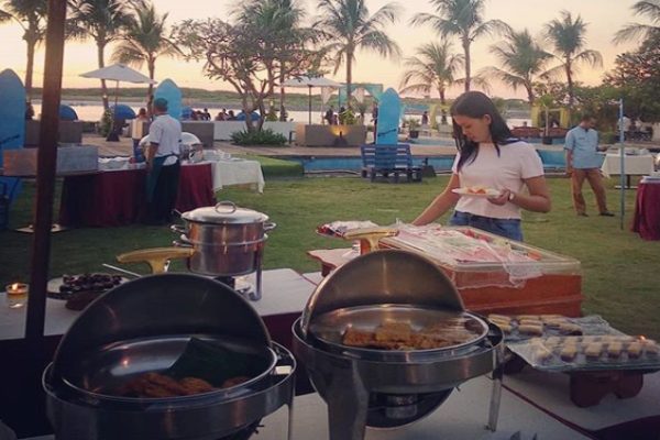  Wisata Kuliner Lebaran dengan All You Can Eat Beach Barbeque di Ancol