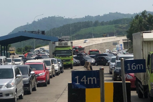  H+3 Lebaran, 15.000 Kendaraan Tinggalkan Sumatra Lewat Gerbang Tol Bakauheni Selatan