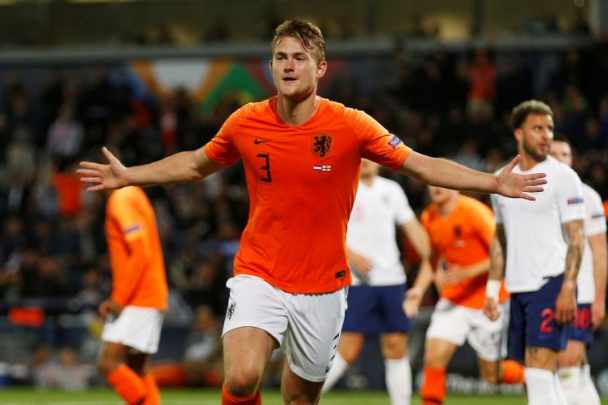  PSG Siap Keluarkan Duit Banyak dan Berikan Gaji Besar Demi Dapatkan De Ligt