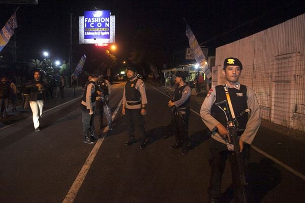  Polda Kalteng Gerebek Dua Keluarga Terduga Teroris