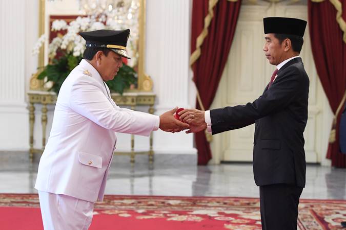  Presiden Jokowi Melantik Gubernur Lampung Arinal Djunaidi