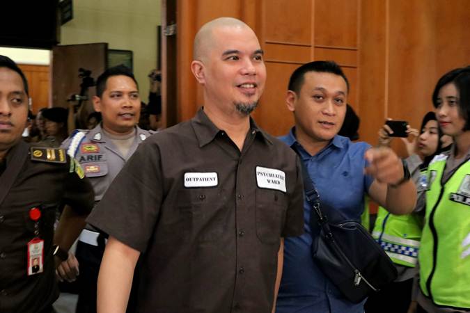  Terbang dari Surabaya, Ahmad Dhani Masuk Sel Isolasi di Lapas Cipinang