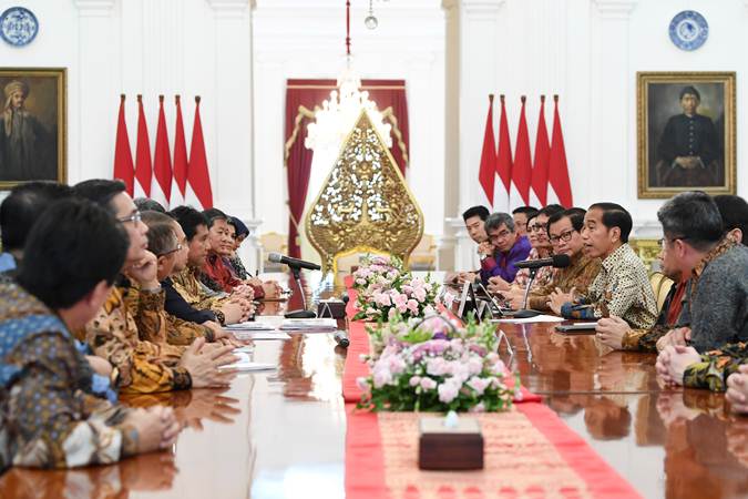  Presiden Jokowi Menerima Pengurus Apindo di Istana Merdeka