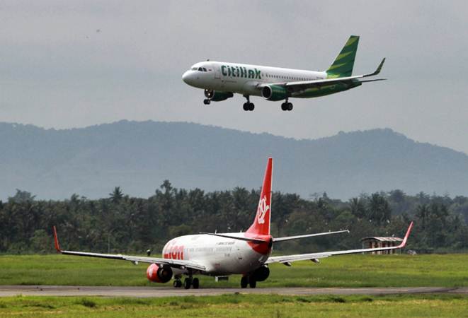  Jumlah Penumpang di Bandara Hasanuddin Anjlok 25 Persen