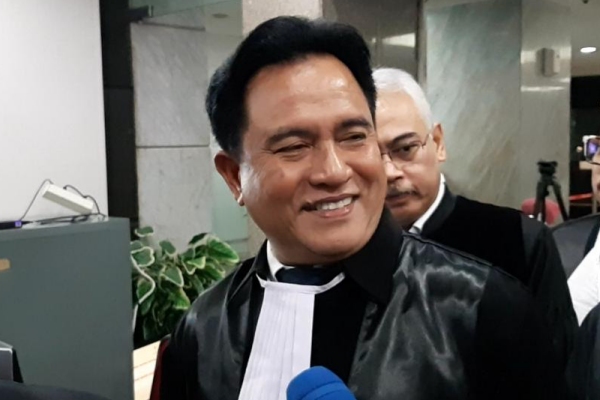  Sidang MK : \'Di Balik Senyum Yusril Ihza Mahendra\'