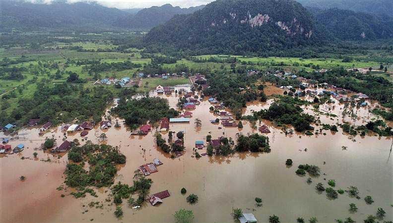  Dihantam Banjir, Jalur Trans Sulawesi Belum Pulih