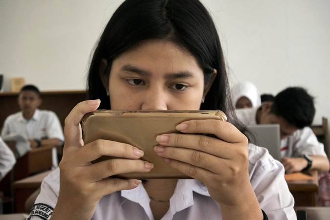  Kemenkominfo Seharusnya Dorong Upgrade Jaringan, Bukan Utak-atik Tarif