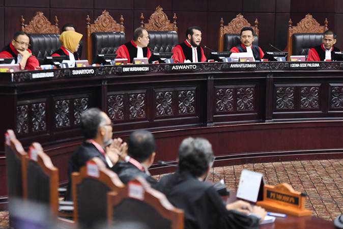  SIDANG MK: KPU Jawab Tudingan Tim Hukum Prabowo Soal Status Ma\'ruf Amin di BUMN