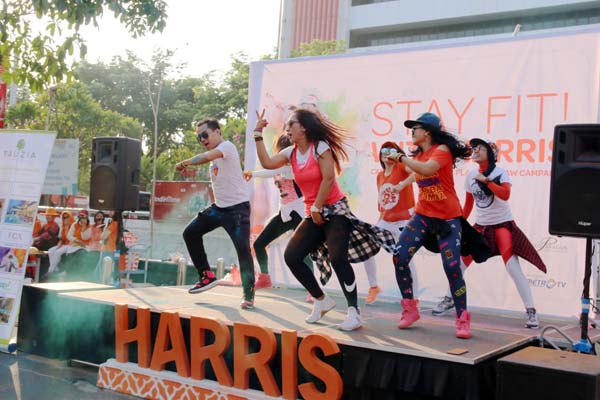  Harris Hotel Sentraland Semarang Gelar Fun Color Zumba