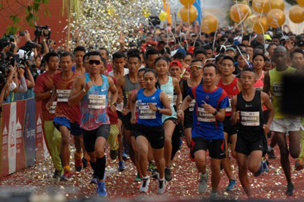  Generali Kembali Proteksi Pelari Borobudur Marathon
