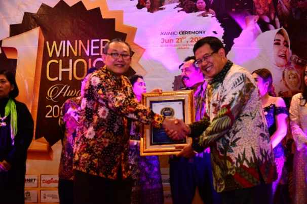  Sucofindo Raih Penghargaan Excellence in Quality Service and Satisfaction to Customer