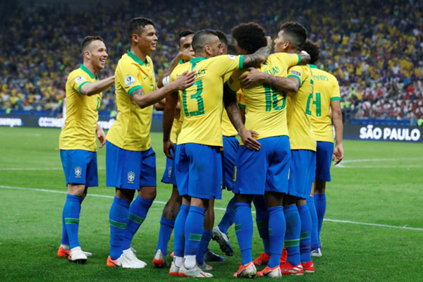  Brasil & Venezuela Lolos ke Perempat Final Copa America (Video)