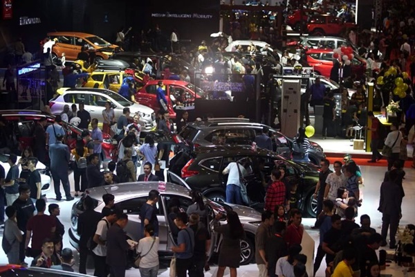  Penjualan Mobil Januari-Mei Anjlok, Gaikindo Tuding Politik Jadi Penyebabnya