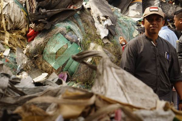  20 Perusahaan di Batam Gunakan Bahan Baku Sampah Impor